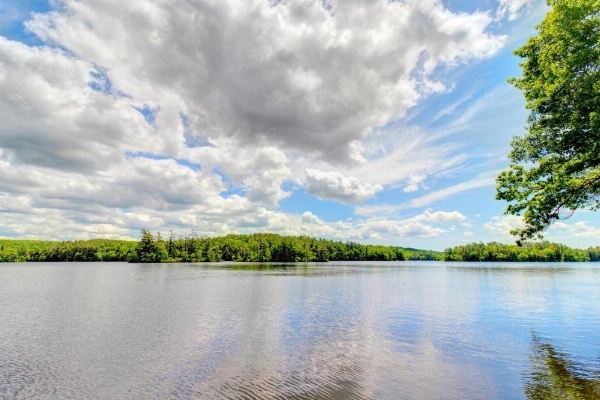 Damariscotta Lakefront Retreat image 26